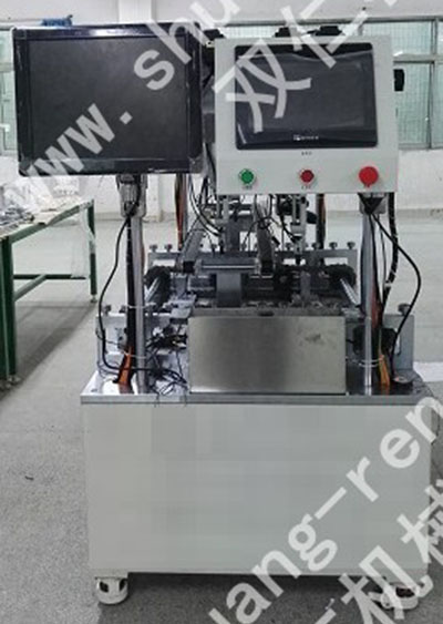 全(quán)自動拔(bá)插膠釘(ding)機